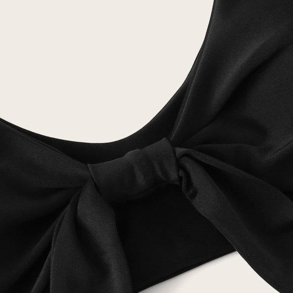COPY - FRONT KNOT BLACK BIKINI TOP - Picture 3 of 3
